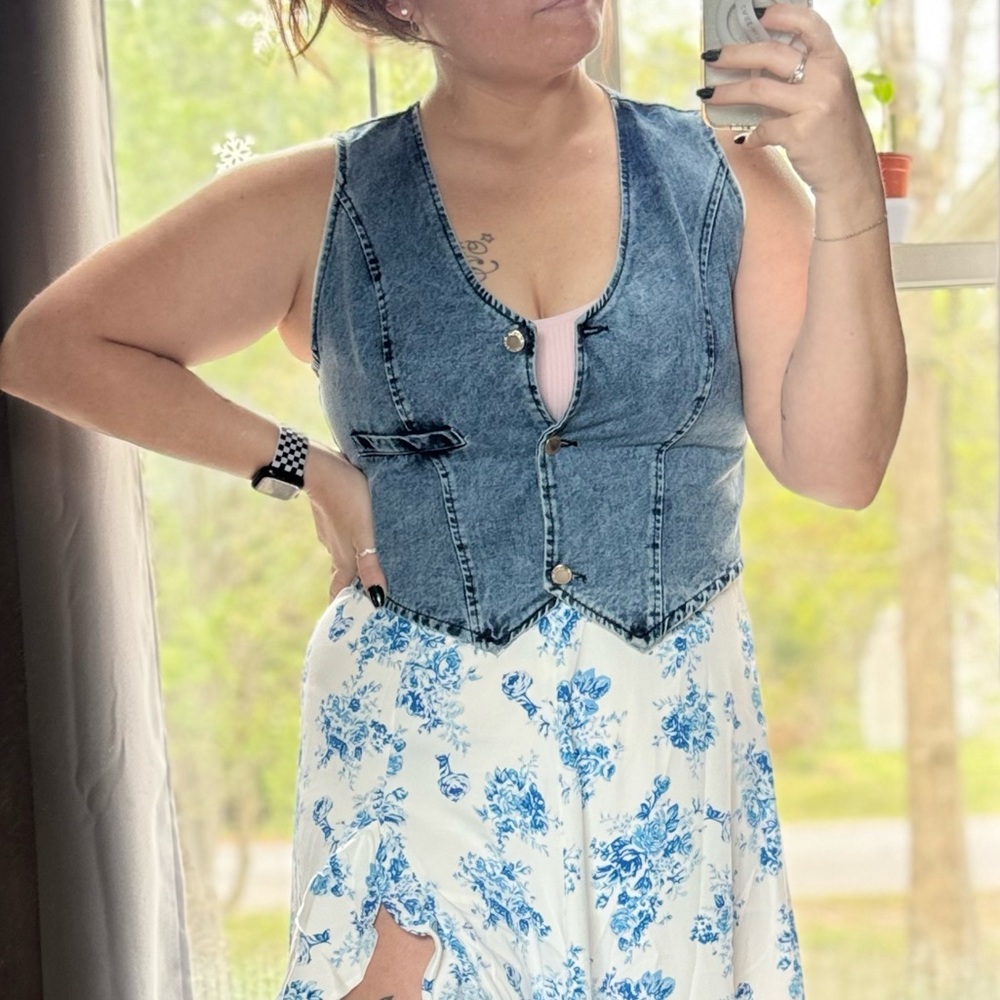 Light Wash Denim Vest with Front Buttons - Picture 3 of 3